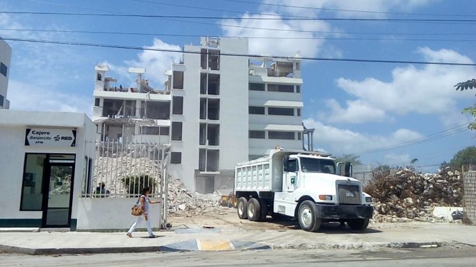 "Desaparece el viejo Hospital Militar"
