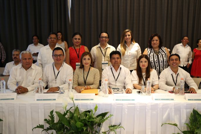 Participa Yucatán de manera exitosa en Reunión Nacional de delegados del Conafe