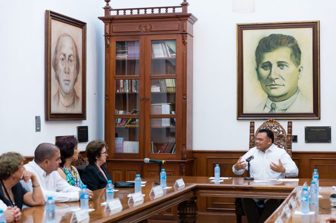 Se exploran nuevas oportunidades comerciales con Cuba.
