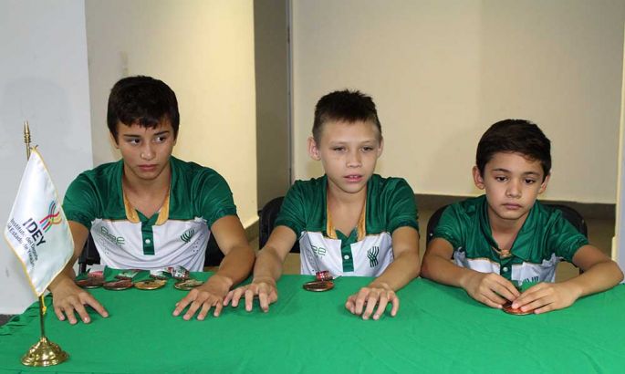 Juan Diego Madera, al Panamericano junior de clavados.
