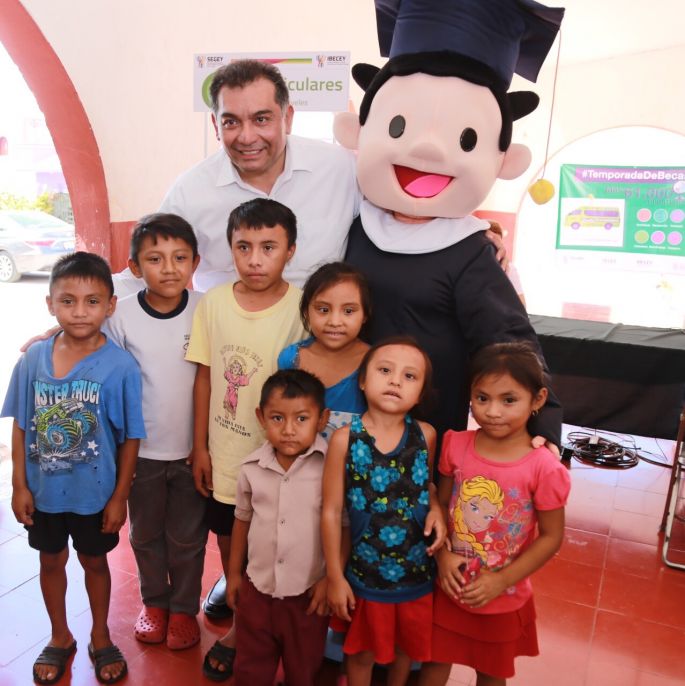 Valladolid suma beneficios en educación.