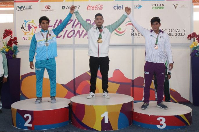 Oro y plata de espadachines yucatecos en el Nacional Juvenil