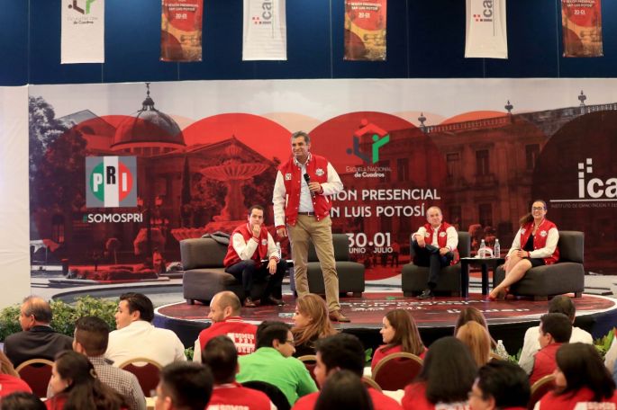 El reto en 2018 es salvar a México del populismo autoritario y mantener las libertades políticas y económicas: Enrique Ochoa.