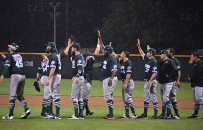 Ganan los Leones, llegan a 50 victorias