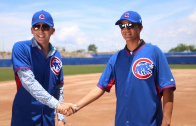 Cachorros firma a dos prospectos de los Leones