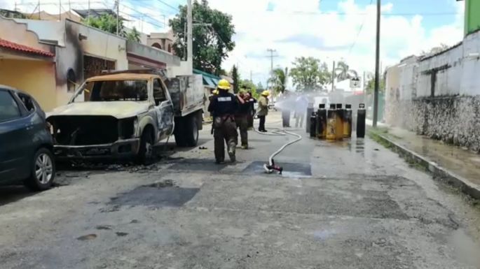 Se incendia camión repartidor de gas butano 