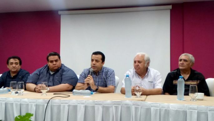 Más liderazgos se suman al Frente Amplio Democrático.