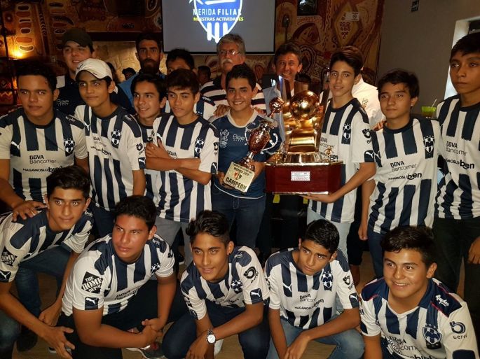 Entrega de premios del Club Rayados Mérida.