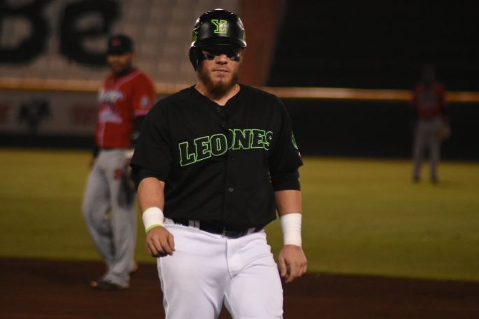 Los Bravos apalean 11x3 a los Leones, en el primero de la serie en el Kukulcán 