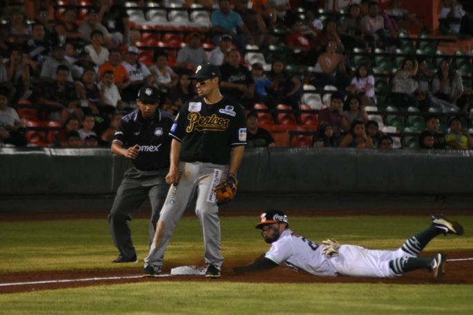 En 10 entradas, Leones pierde la serie ante Pericos: 1x0.