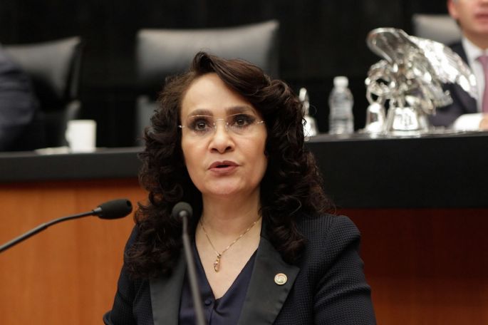 La senadora perredista Dolores Padierna Luna asegura que se debe de aumentar el salario a los mexicanos