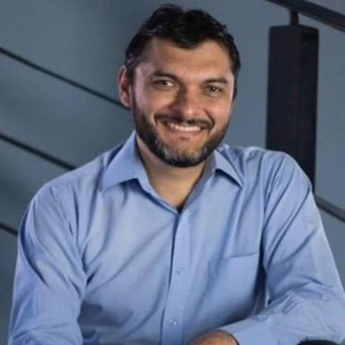 Ex director de Abastos, Santiago Alamilla, deberá regresar dinero que se llevó.