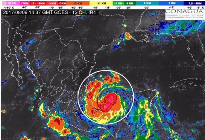 México se prepara para segundo embate de fortalecida tormenta Franklin.