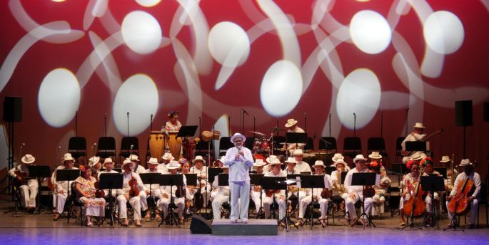 Chachachá, danzón y mambo, en concierto veraniego de la Típica Yukalpetén  