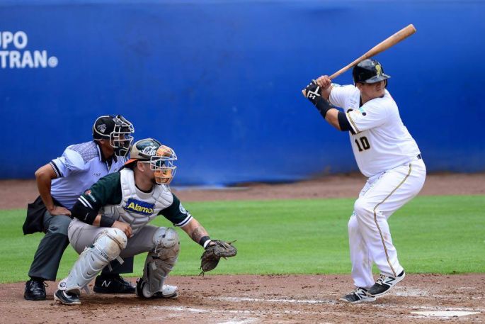 Pericos toman ventaja en la final del Sur: 2x1