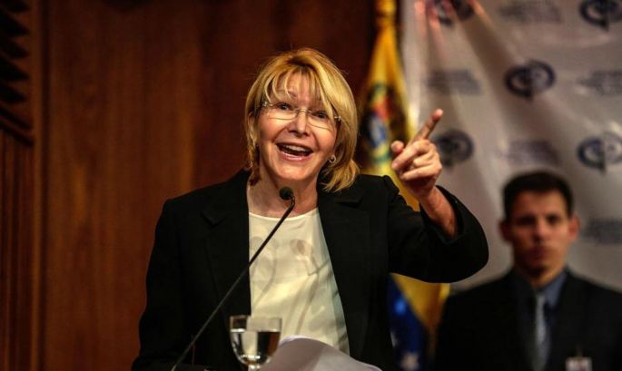  La Asamblea Constituyente de Venezuela destituye a la fiscal incómoda Luisa Ortega.