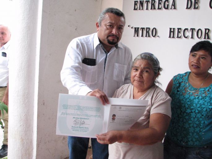 Inauguran Plaza Comunitaria en Dzitás.