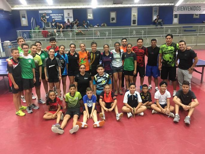 Yucatecos a entrenamiento elite en Colombia de tenis de mesa. 
