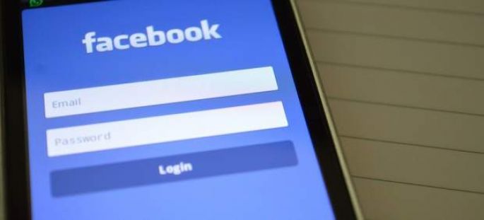 Detenida una joven en Perú por intentar vender a su bebé a través de Facebook.