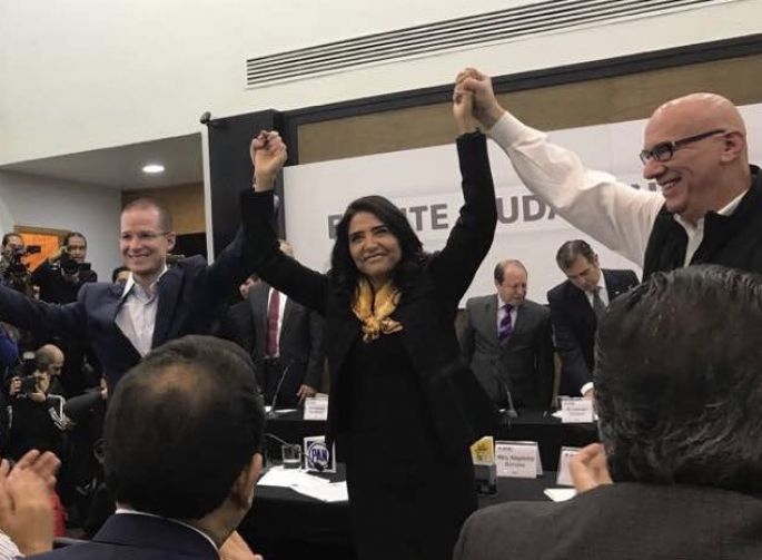 El Frente Amplio Opositor ya es oficial, lo registran ante el INE