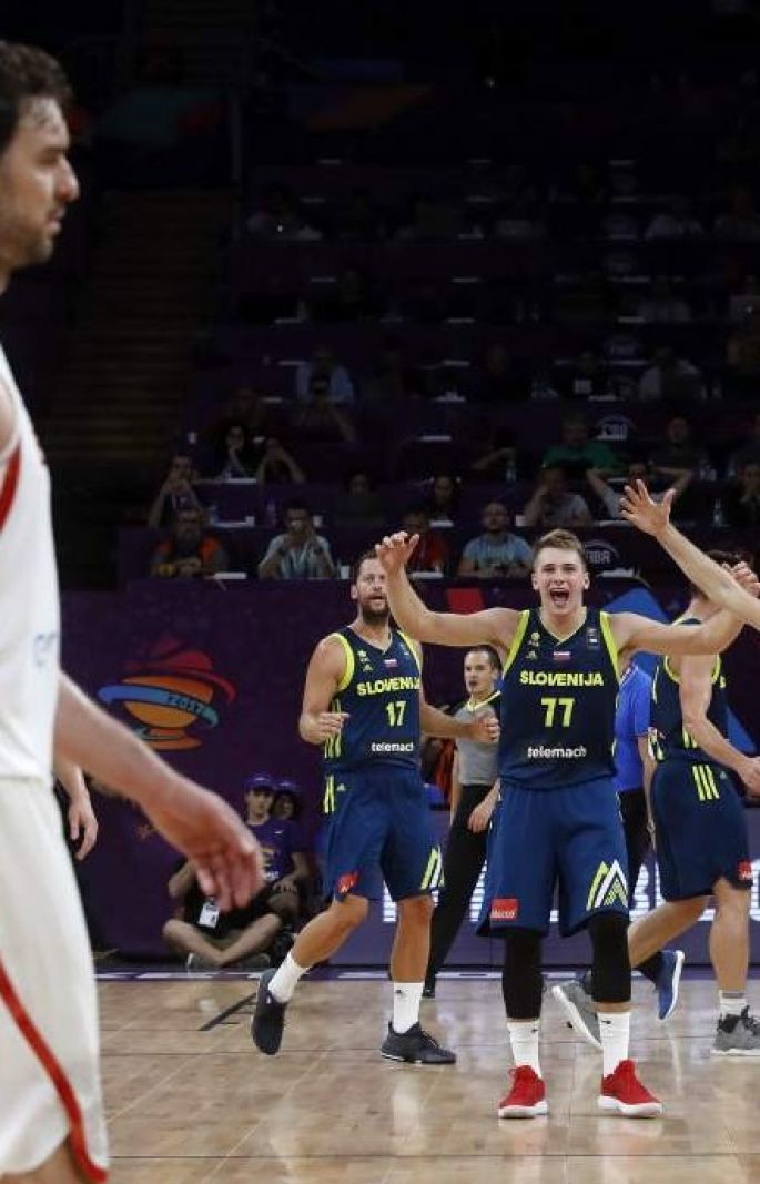 España cae en semifinales del Eurobasket tras ser aplastada por Eslovenia.
