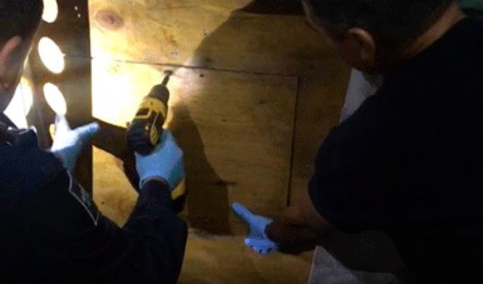 La Policía Federal localiza 175 kilos de aparente crystal en un compartimiento adaptado en el semirremolque de un tráiler