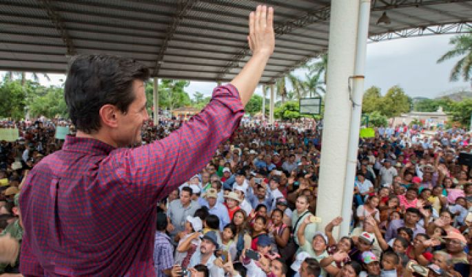 Vayamos en unidad, con el ánimo renovado, con carácter y entereza a la reconstrucción: EPN