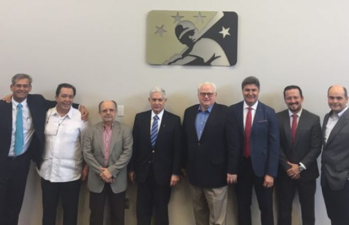 La LMB y LMP se reúnen en pro del beisbol mexicano.