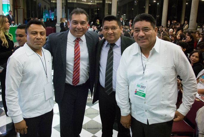 Destaca Yucatán como escuela de buenos maestros