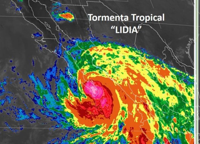 "Lidia" golpea fuerte a Baja California Sur: hay cuatro muertos.  Alerta Roja para Sinaloa