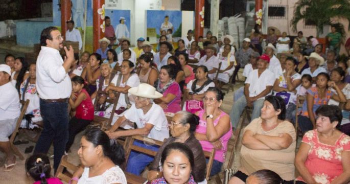 Sigamos construyendo juntos un mejor futuro para nuestras familias: Carlos Sobrino Argáez  