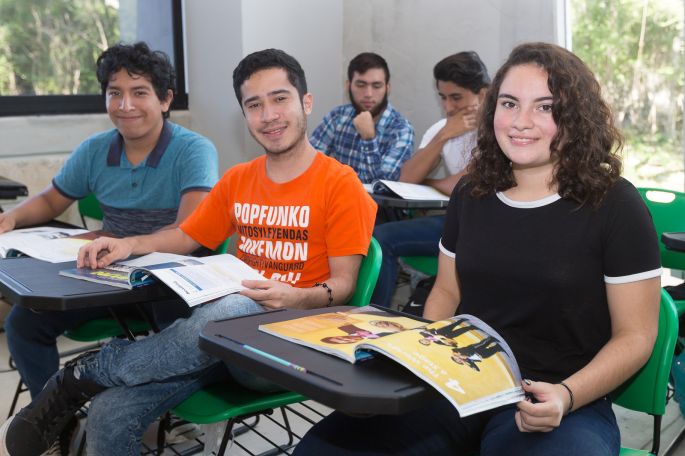 En Yucatán, más de 22 mil becas para universitarios