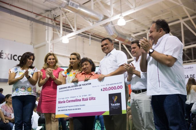 Impulso al carácter emprendedor de jefas de familia de Yucatán
