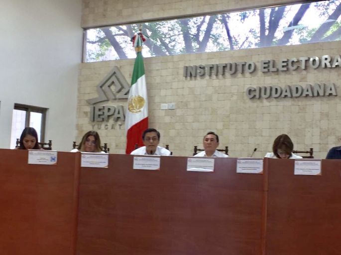 Aprueban topes y calendario de la precampaña en Yucatán.