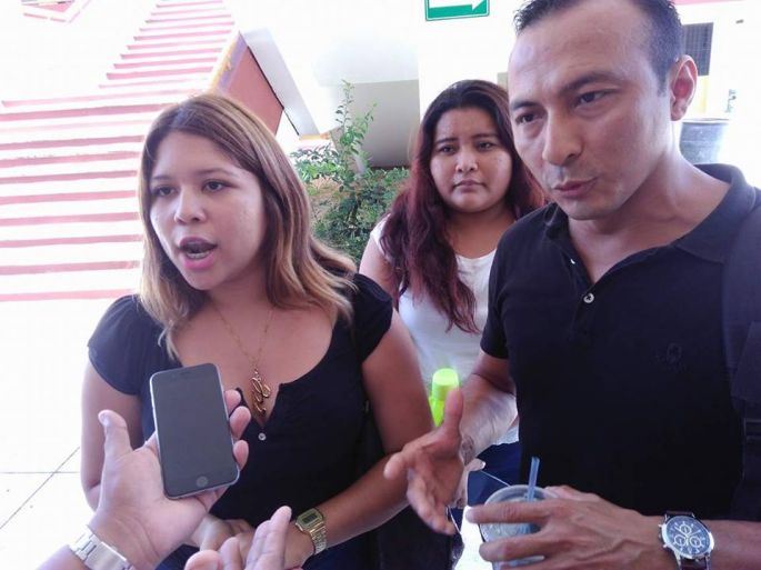 Estudiantes del Tec de Mérida reclaman el deficiente servicio de transporte público.