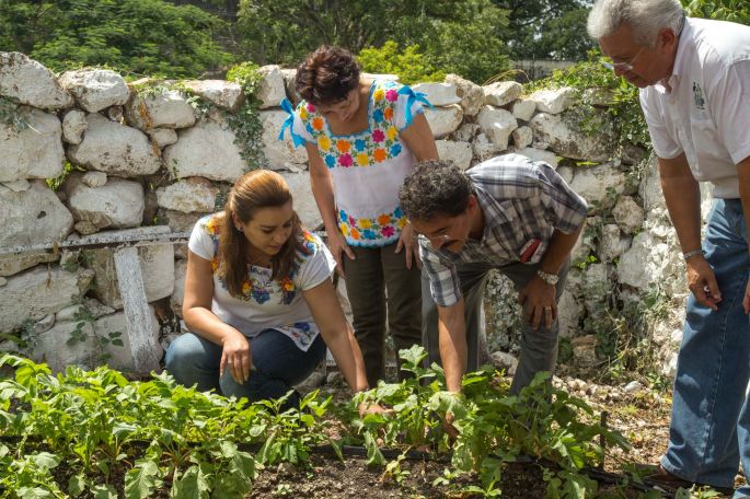 Abren el sexto Espacio de Alimentación, Encuentro y Desarrollo de Maxcanú.