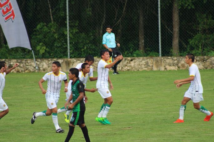 Deportiva Venados derrota 3-2 a Caimanes FC en la Tercera división.