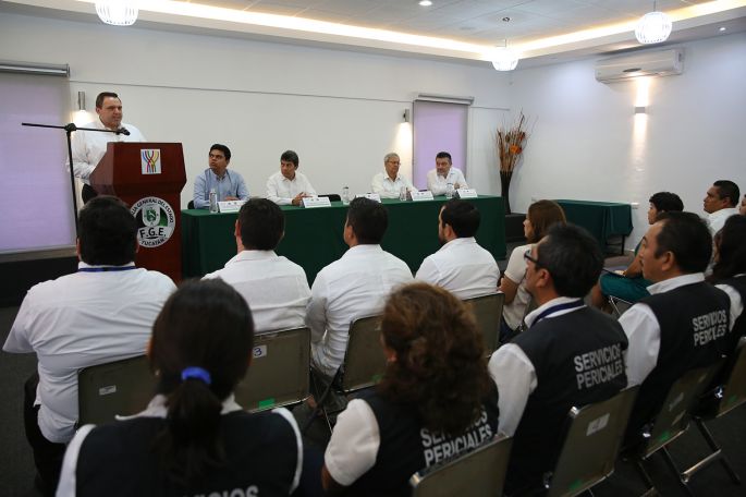 Se brinda capacitación constante a personal de la FGE 