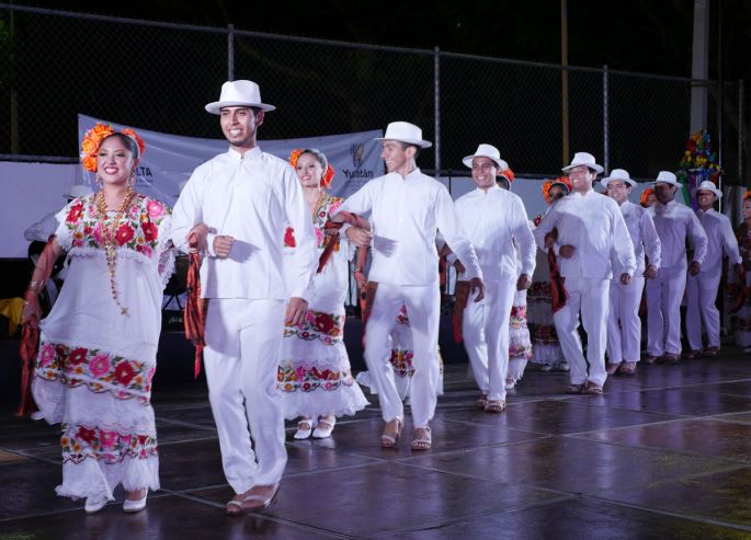 Una fiesta yucateca presente en el Otoño Cultural