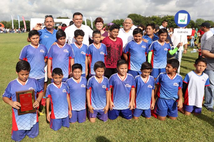 Arranca torneo de la Liga de Fútbol “Eric Díaz Palma”