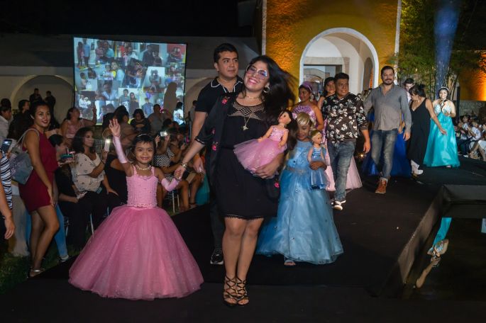 Diseñadores de moda respaldan a niñas y niños con cáncer
