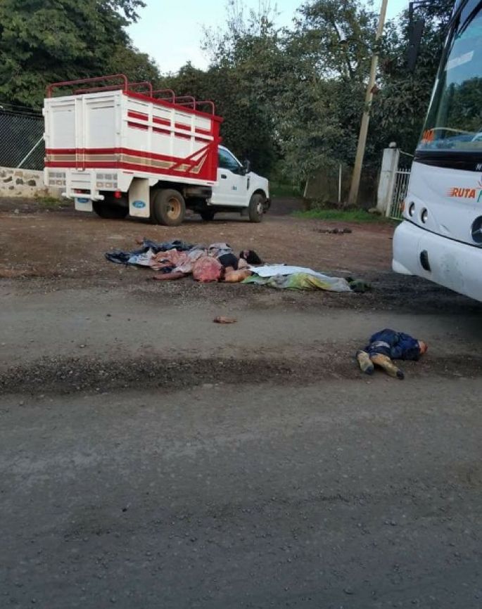 Descuartizan a cuatro en Michoacán