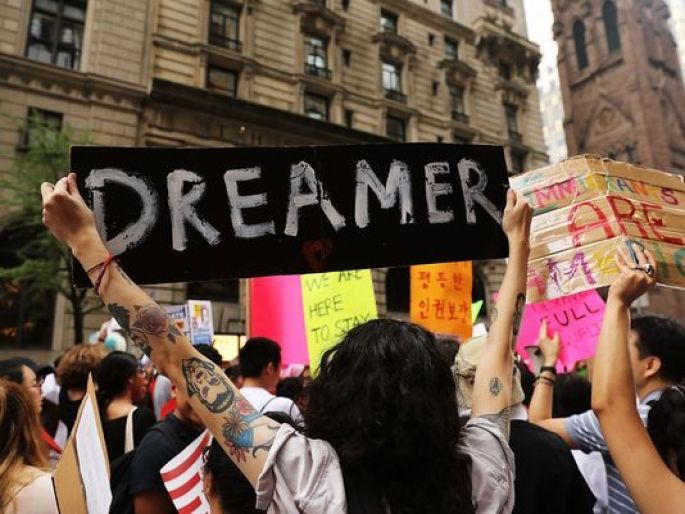 Podrían regresar a México 56 mil estudiantes indocumentados