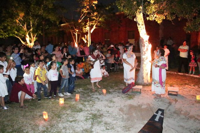 Conmemoran niñas y niños del Cecuny al Chichán Pixán