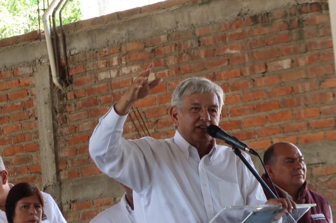 Alerta AMLO que lo quieren “cepillar”, porque PRI demandará a MORENA por realizar Congreso Nacional