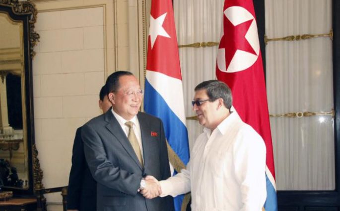 Recibió canciller cubano a su homólogo de la República Popular Democrática de Corea
