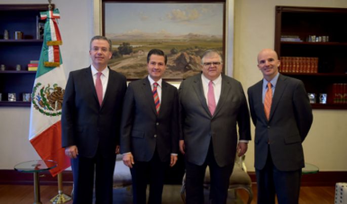 El Presidente Enrique Peña Nieto designó como Gobernador del Banco de México a Alejandro Díaz de León Carrillo