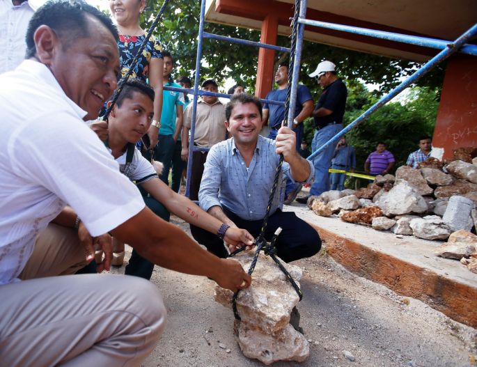 Más obras sociales para el oriente del estado