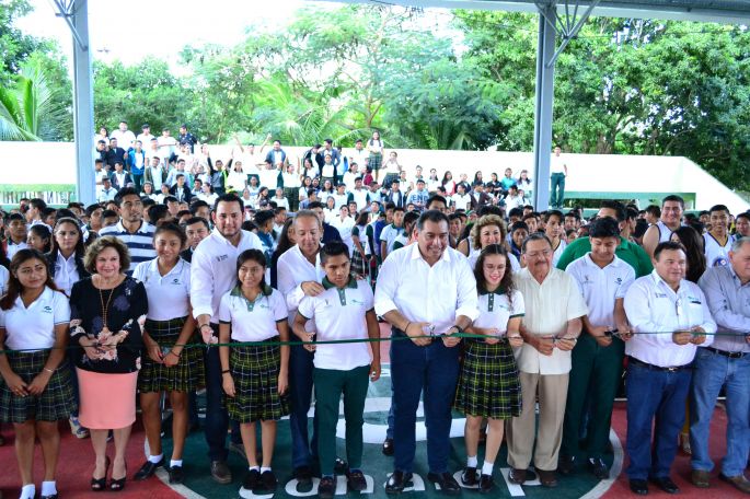 Se inauguró el domo de la cancha de usos múltiples de la sede Tizimín del CONALEP