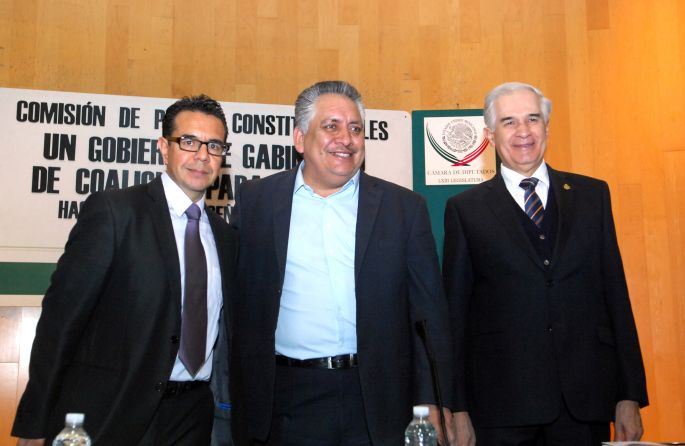 Indispensable cambiar sistema político mexicano para democratizar reglas de acceso y de ejercicio del poder